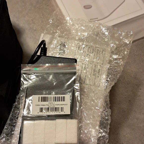 Rythm Healthcare Portable O2 Conc. New - Picture 6 of 13